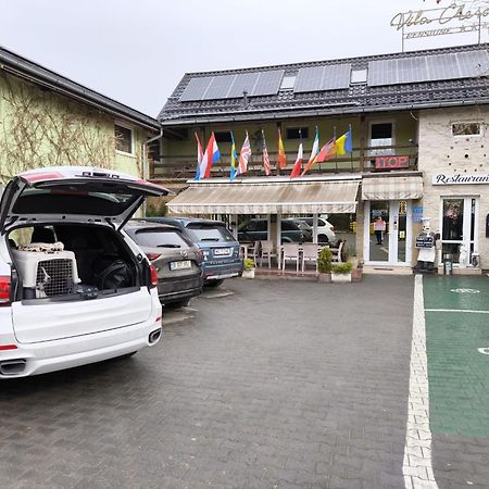 Pensiunea Vila Chesa Corunca Luaran gambar